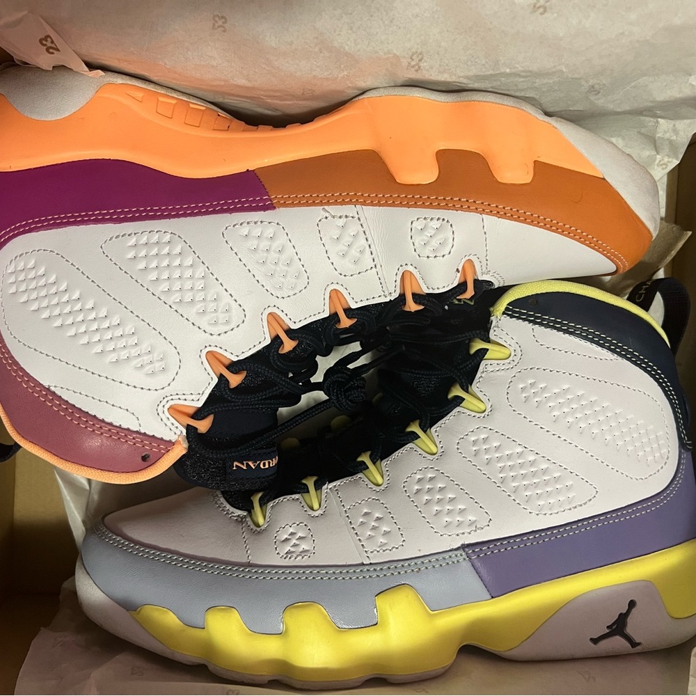 new womens jordan 9 “change the world“ size 9 in women’s!!